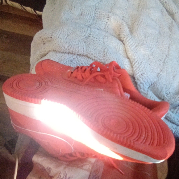 Nike Red Sneakers - Picture 2 of 3